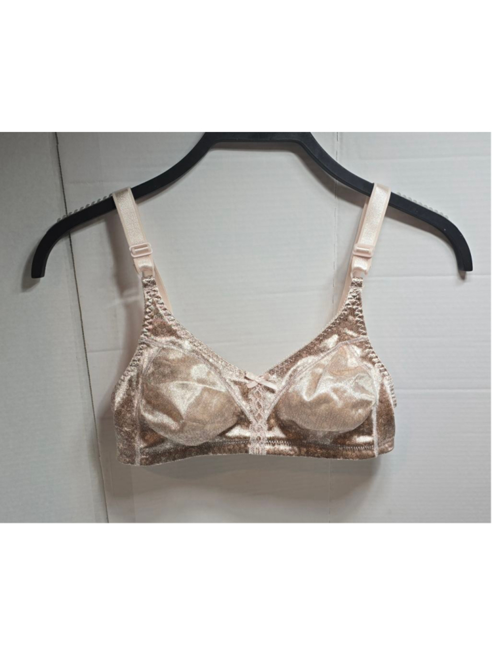 Women's BALI Beige Bra 36C
